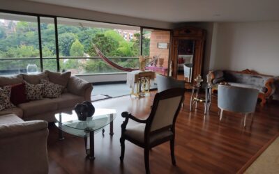 Open Floor Plan, Quiet Location El Poblado Apartment With Green Views and Spacious Balcony