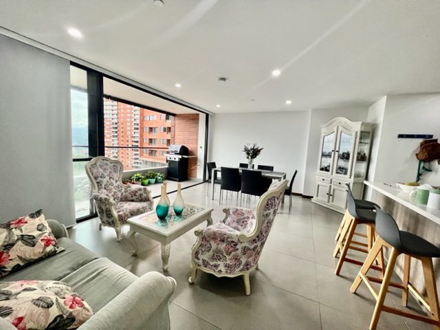 Almost New Three Bedroom Envigado Apartment With Mountain Views and Complete Amenities