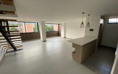 Brand New, Two-Floor Laureles Area Penthouse With Private Rooftop Terrace and Low Fees