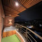 Two-Level, 4 BR Laureles Condo With Luxurious Finishing’s, Two Balconies & Romantic Outdoor Jacuzzi