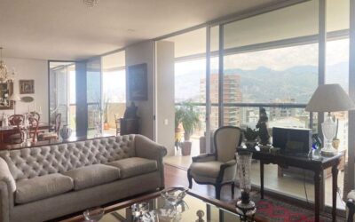 Centrally Located El Poblado Apartment With Large Balcony, Mountain Views, and Two Swimming Pools