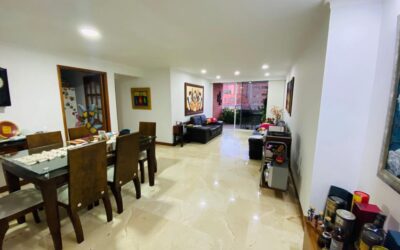 Seventh Floor Laureles Apartment One Block From Entertainment Zone With Low Monthly Fees, Two Balconies, and Swimming Pool