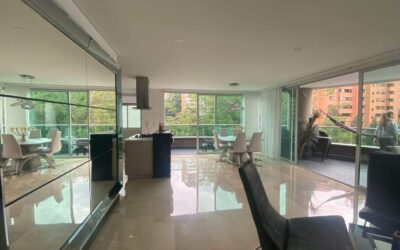 Well-Located El Poblado 3BR Condo With Two Balconies, Swimming Pool, and Green Views
