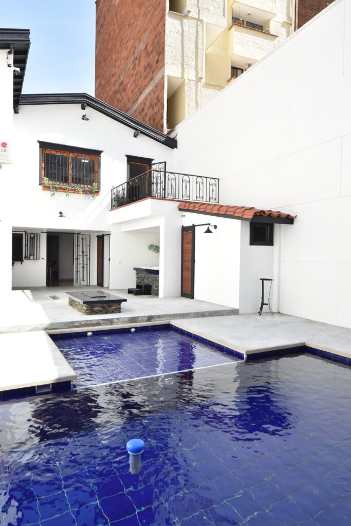 Price Reduced, Seller Financing Availble: Completely Remodeled “Villa-Style” 4 BR Two Level Laureles Home With Swimming Pool, Jacuzzi & Airbnb Eligible in Perfect Location