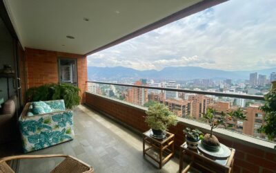 Three Balconies, Incredible Views, Six Minute Walk to Provenza; Complete Amenities, 14th Floor El Poblado Apartment
