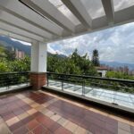 3BR El Poblado Two Level Home in Gated Community With High Ceilings, Low Fees, and Impressive Valley Views