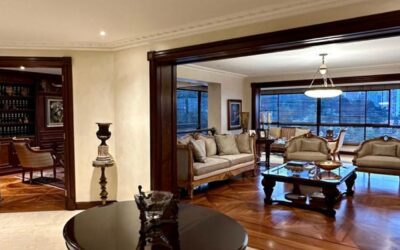 Massive 4BR El Poblado Apartment With Classic Wood Finishing’s, Direct Elevator, and One Unit Per Floor