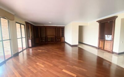 3BR El Poblado Apartment With Open Spaces, Classic Wood Finishing’s and One Unit Per Floor