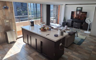 Potential Bachelor Pad – Two-Level El Poblado Penthouse Just Steps From Parque Lleras With Bedroom A/C