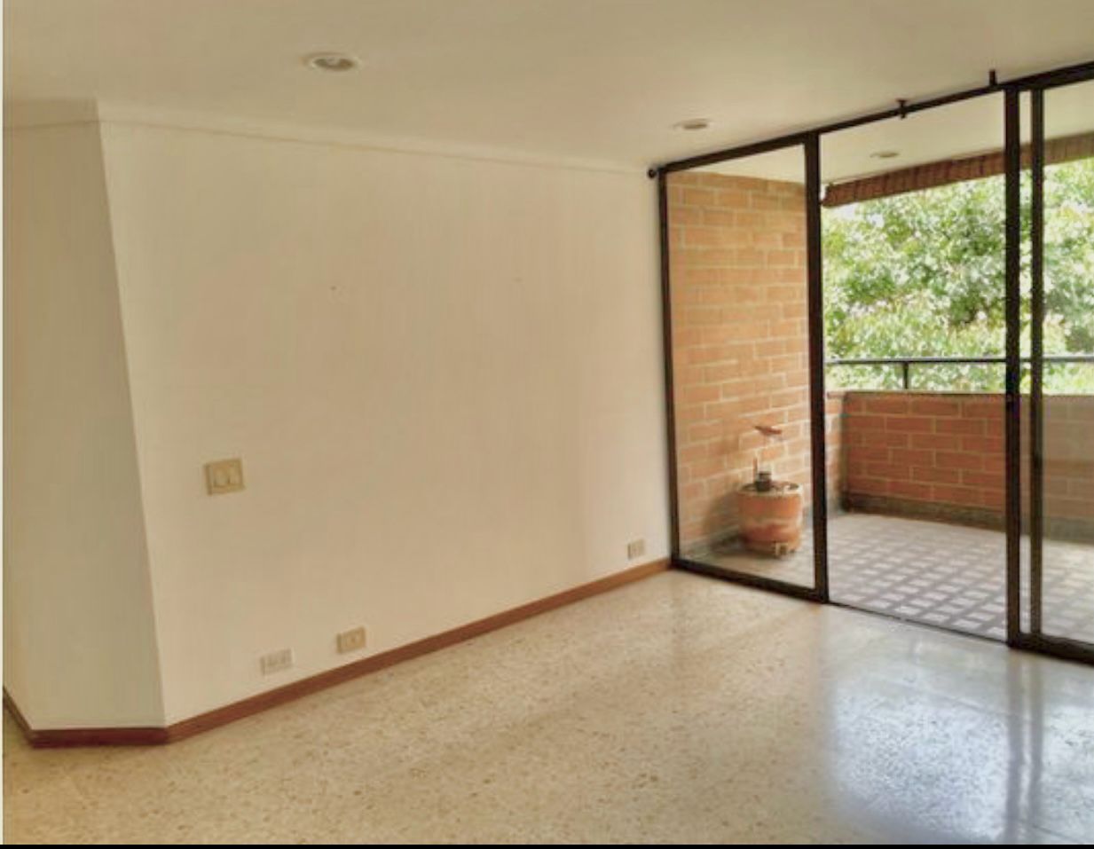 Remodel Option – 3BR El Poblado Apartment With Low Carrying Costs and Two Units Per Floor