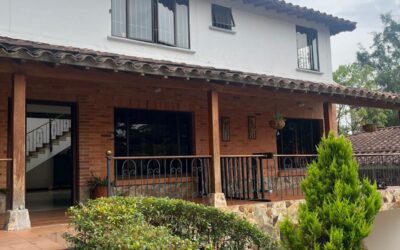 Two-Level, 3BR El Poblado Gated Community Home With Open Spaces, Backyard Terrace, and High Ceilings