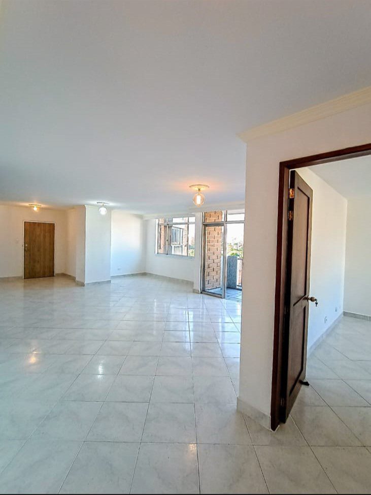 Low Cost Per Square Meter 4BR Apartment Near Medellin’s Historical City Center – Perfect For A Remodel