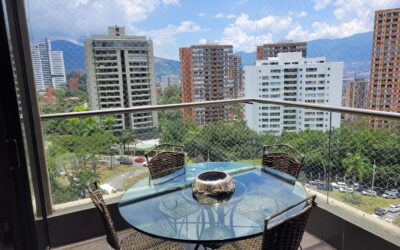 Spacious, Two-Level Los Balsos (El Poblado) Penthouse With Terrace Space and Mountain Views