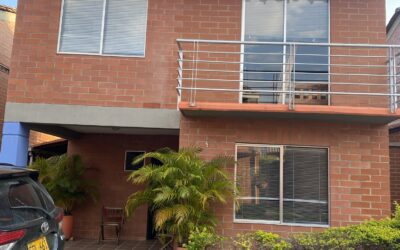 Two-Level, 3BR Gated Community Home In Santa Fe de Antioquia With Backyard Pool and Low Carrying Costs