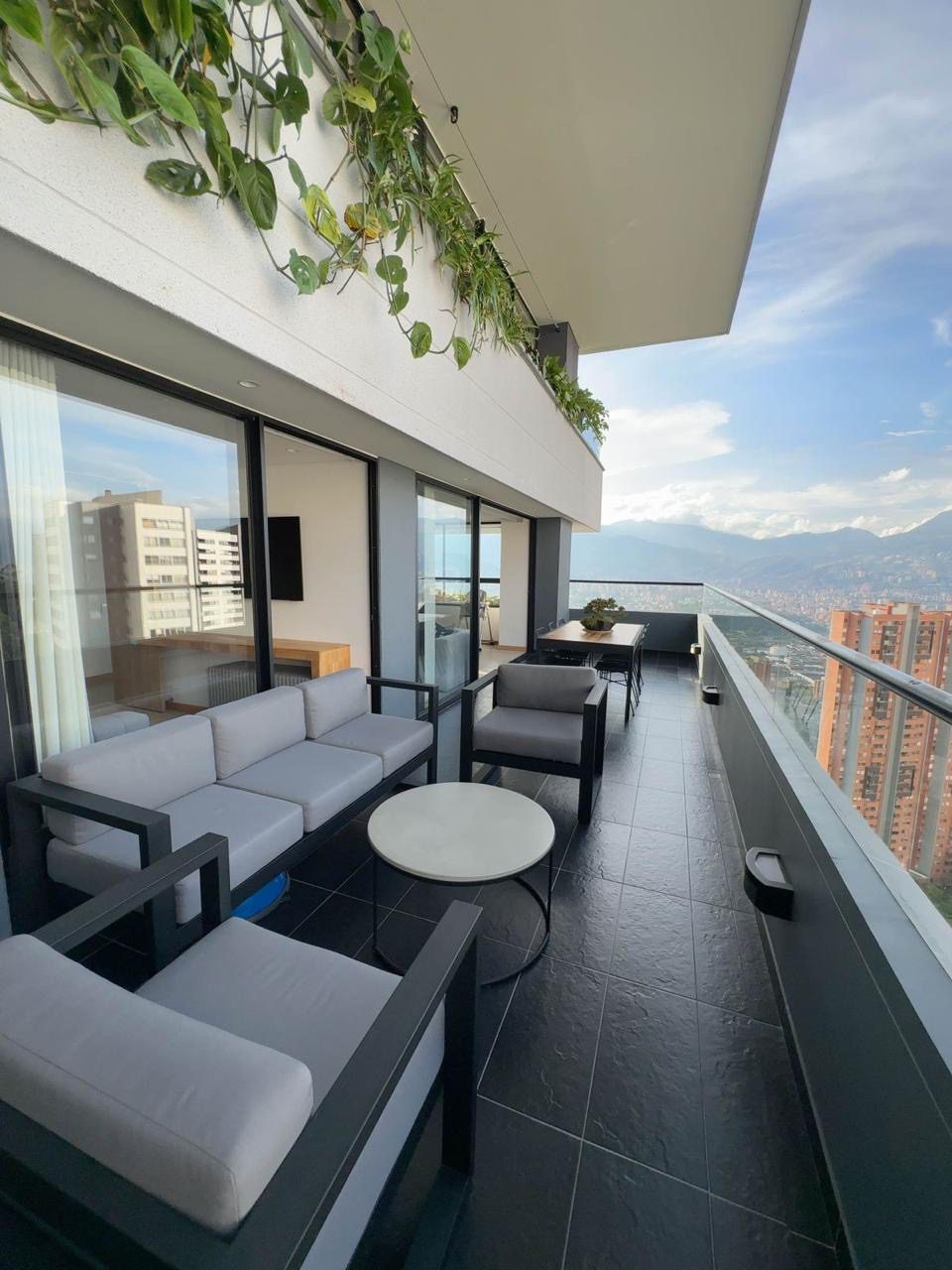 Brand New 3BR El Poblado Apartment With Modern, Luxury Finishing’s and Top-Of-The-World Views