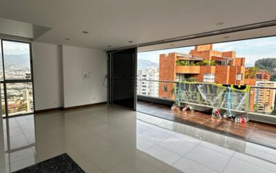 Remodeled, Two-Level El Poblado Apartment With Floor-To-Ceiling Windows, Complete Amenities, And El Tesoro Location