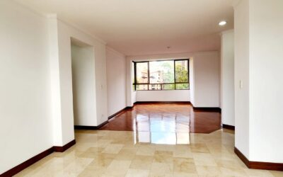 High-Floor 2BR Lalinde Apartment Perfect For A Monthly Rental and Luxury Upgrades