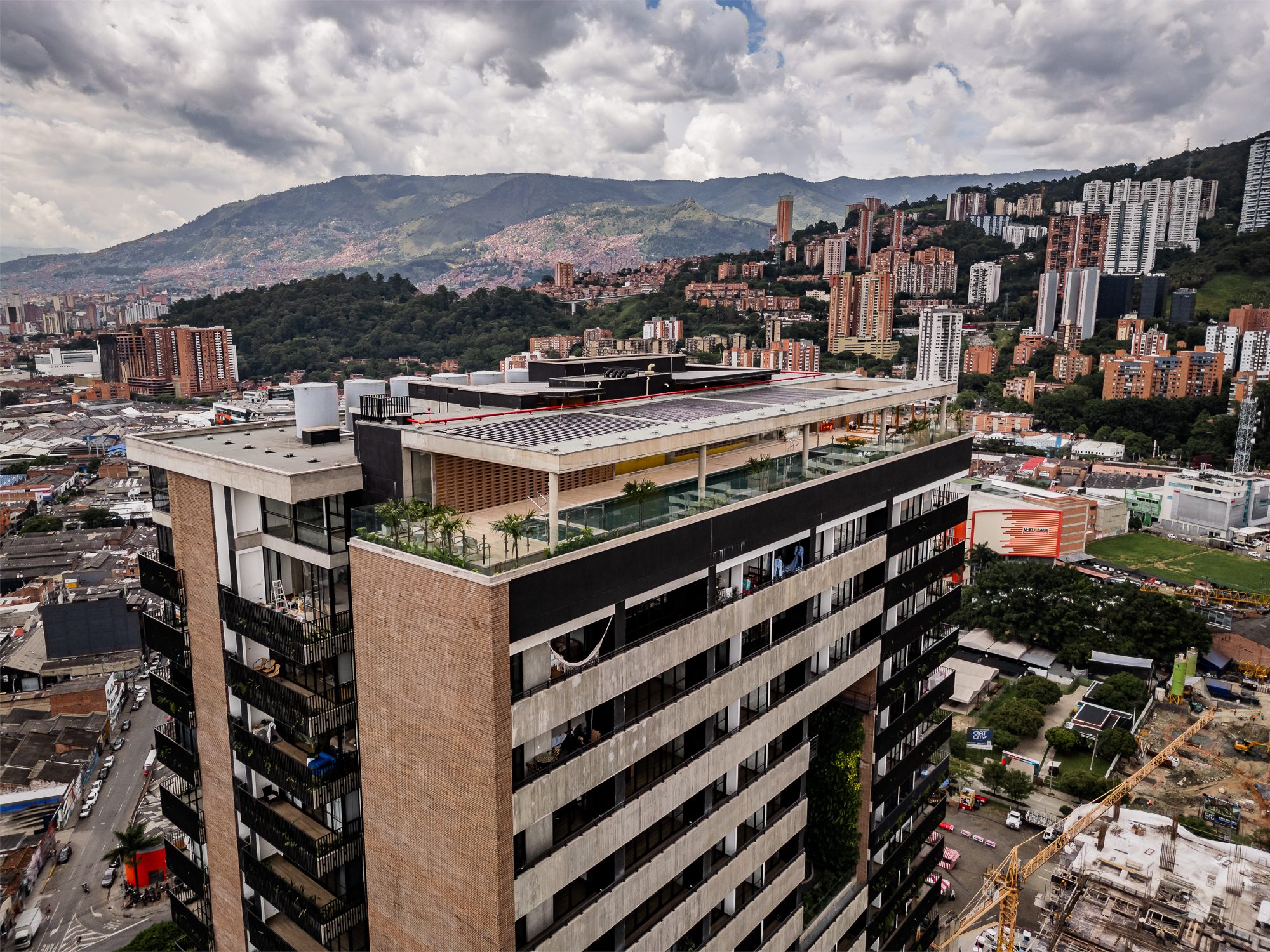 Brand-New Two-Level El Poblado Penthouse With Stunning Views and Rooftop Amenities