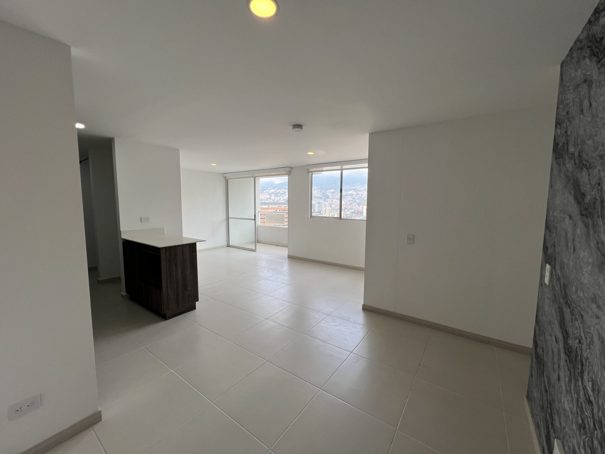 High-Floor 3BR El Poblado Apartment With Low HOA Fees and Complete Amenities