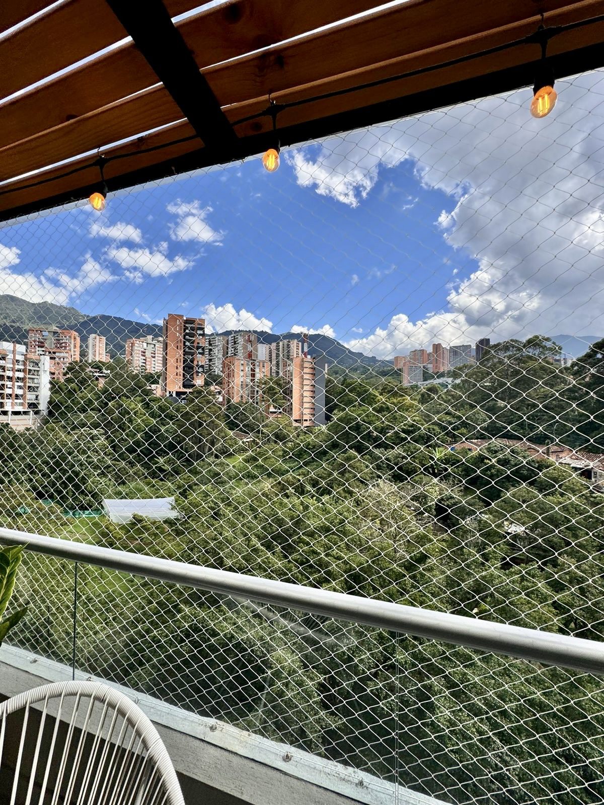 Fairly New, First Floor 3BR Envigado Apartment With Lovely Green Views and Modern Finishing’s