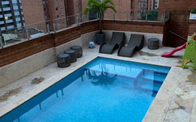 Remodeled Laureles Penthouse – Three Levels, Private Pool, Jacuzzi, and Great Location Walkable To Entertainment