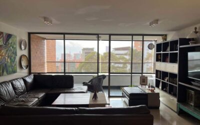 3BR El Poblado Apartment Located Just A 5 Minute Taxi Ride From Provenza Entertainment