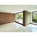 Well-Located 3BR El Poblado Apartment Close To Entertainment and Perfect For Luxury Upgrades