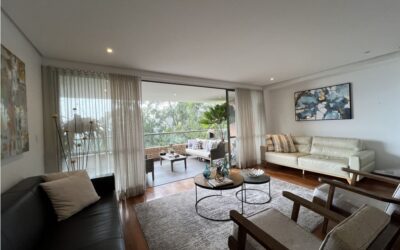 3BR El Poblado Apartment With Impressive Nature Views – Steps From El Tesoro