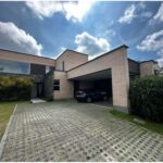Modern Design, Two-Level Gated Community Home 20 Minutes From El Poblado In Alto de Las Palmas
