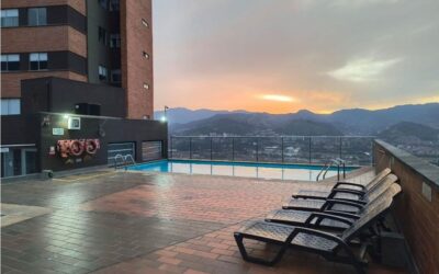 Low Cost 1BR El Poblado Apartment With Low Carrying Costs – Sunset Views By The Pool