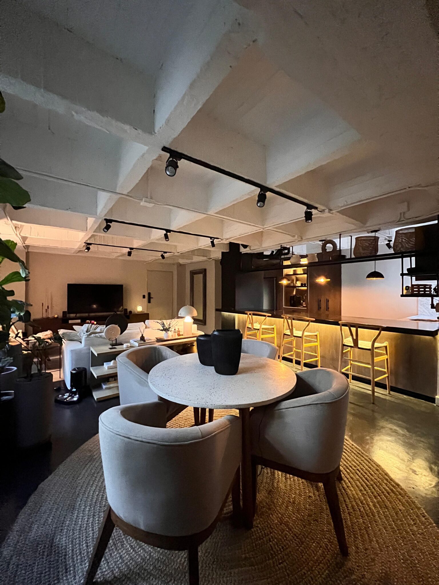 Price Reduced! 1,119 Sq Ft El Poblado Apartment – Remodeled Unit With Industrial Style and a Fifteen Minute Walk To Provenza