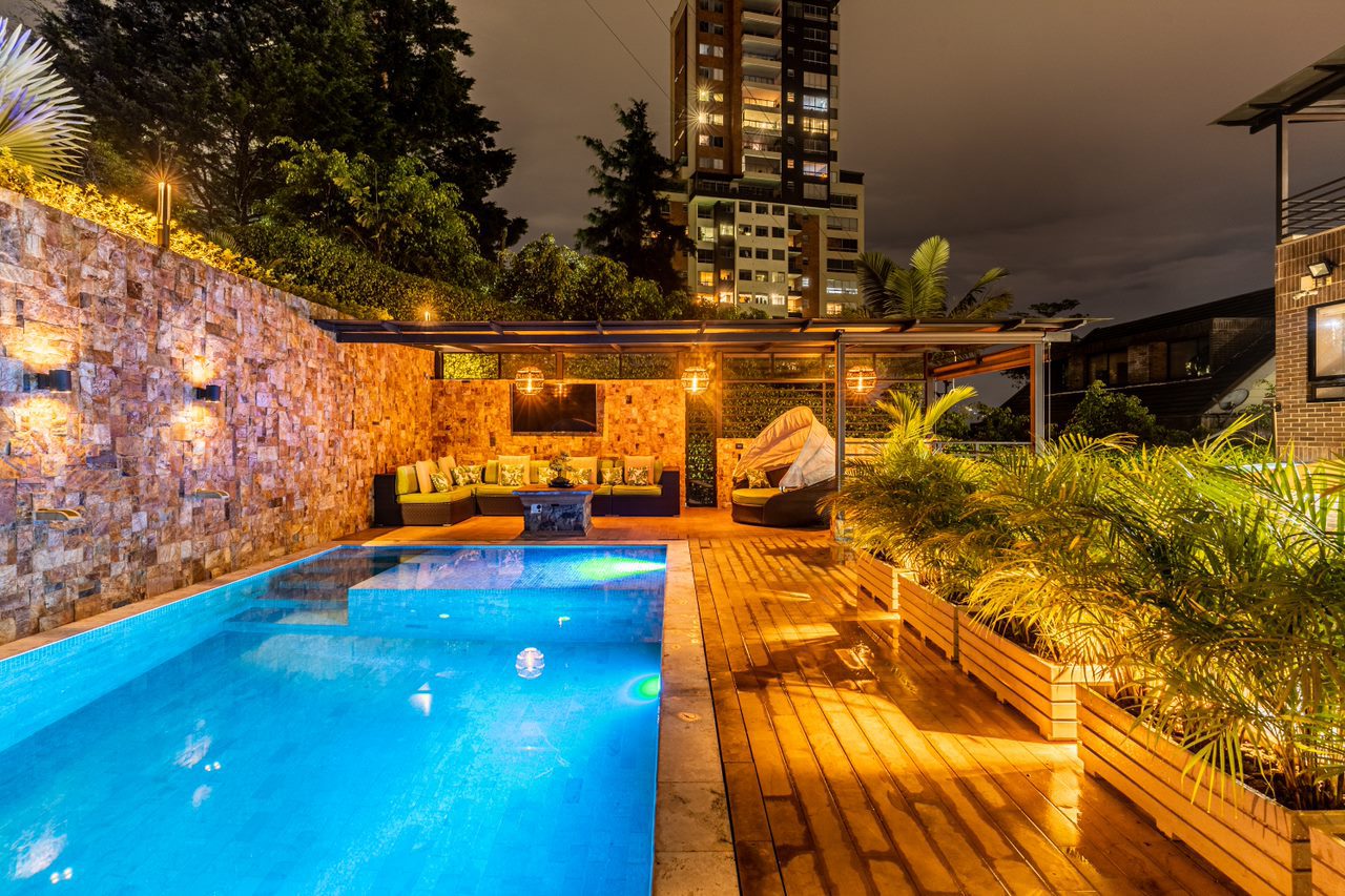 Spectacular Three Level El Poblado Gated Community Home With Private Pool, Jacuzzi, Luxury Finishing’s and More – Steps From El Tesoro