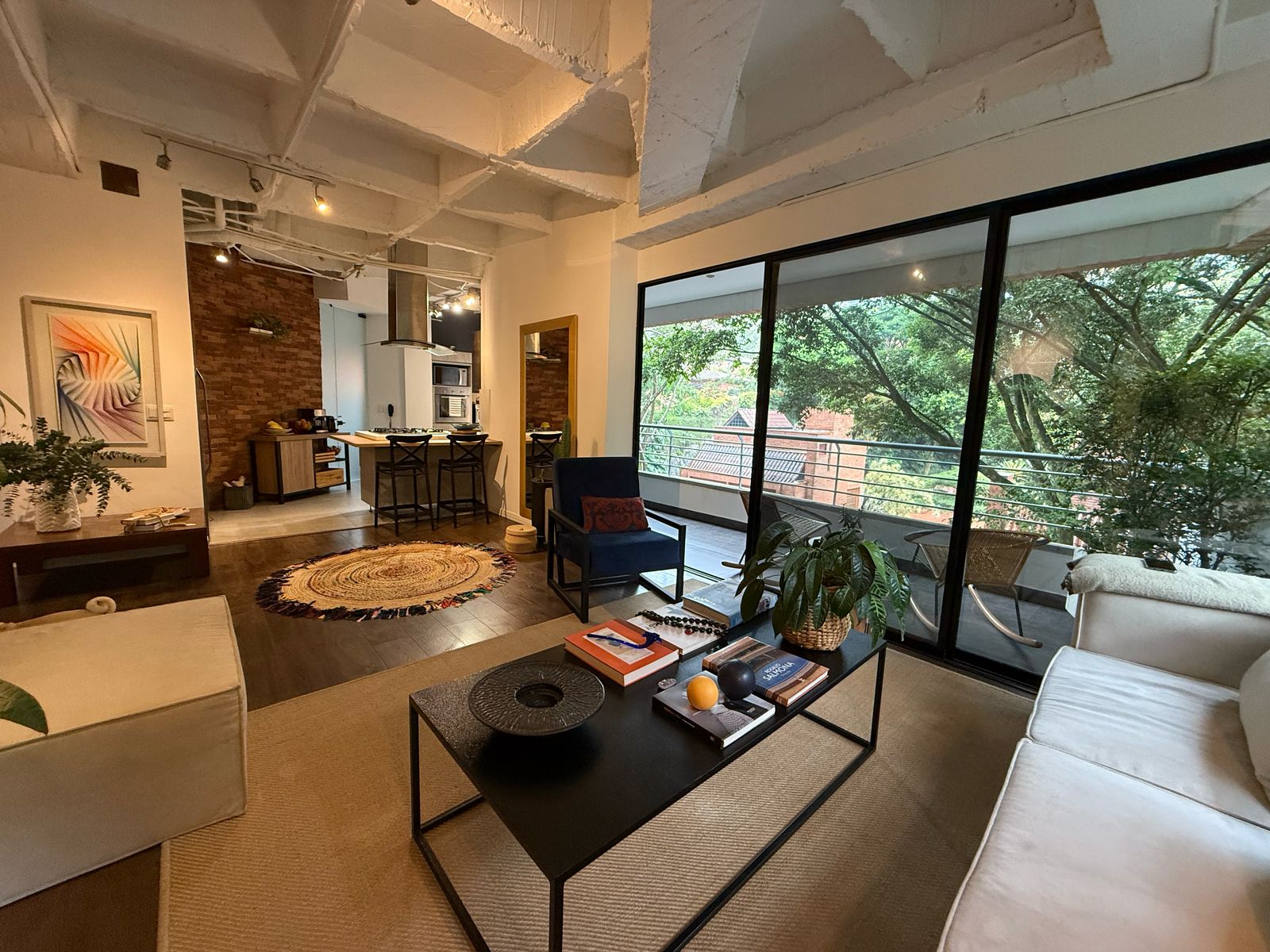 3BR Campestre (El Poblado) Apartment – Remodeled Kitchen and Industrial Style Ceilings