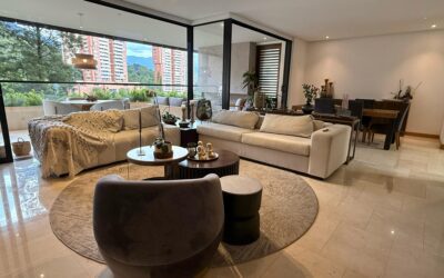 Fairly New, Modern Design 3BR El Poblado Apartment – Great Location Just Above El Tesoro Mall