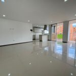 Well-Priced and Fairly New – Walkable 3BR Laureles Apartment With City Views