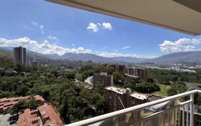 Remodeled 2BR Belen Area Apartment – Stunning City Views, Low Carrying Costs, and Swimming Pool