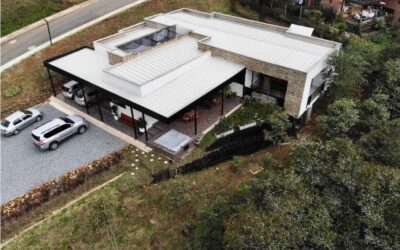 The Perfect Gated Community Home Just 20 Minutes From El Poblado – Floor-To-Ceiling Windows, Forest Views, and Relaxing Jacuzzi