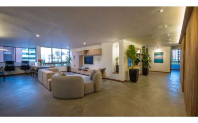 Remodeled, Centrally Located 4BR El Poblado Apartment With Easy Access To Entertainment – Industrial Style Finishing’s and Dedicated Work Space