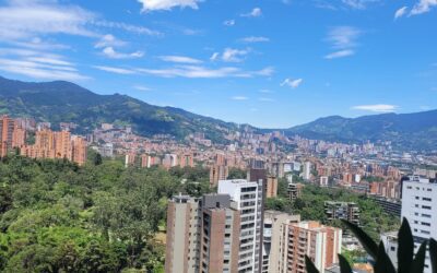 Apartamento Campestre de 3 habitaciones (El Poblado) cerca del penthouse con increíbles vistas a los rascacielos