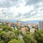 High-Floor Patio Bonito (El Poblado) 3BR Apartment With Two Balconies and Panoramic Views