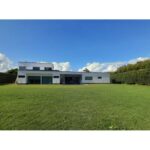 4BR Llanogrande Country House On 0.52 Acres Just 15 Minutes To The Airport
