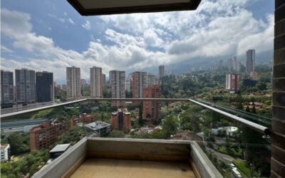 3BR Campestre (El Poblado) Apartment with Incredible Views and Multiple Balconies