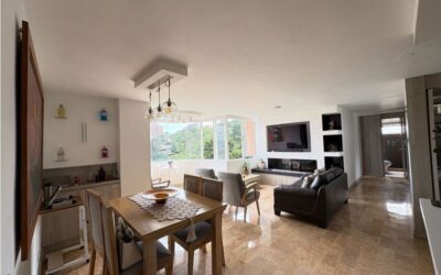 3BR San Lucas (El Poblado) Remodeled Apartment in With Low Carrying Costs