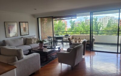 Expansive 3BR El Poblado Apartment In Prime Central Location – Low Cost Per M2