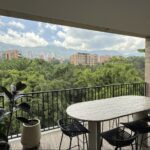Like-New 2BR Campestre (El Poblado) Penthouse With Modern Finishing’s and Private Terrace