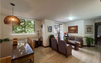 Remodeled 2BR Santa Maria de LA (El Poblado) Apartment – Steps From Nearby Popular Park