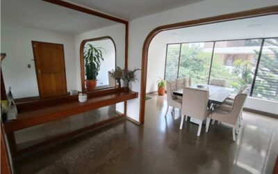 Steal This Apartment and Upgrade It! Low Cost Per M2 Campestre (El Poblado) 4 BR Apartment