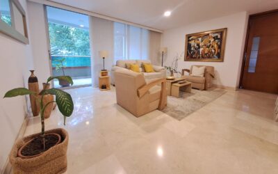 Location, Location! 3.5BR El Poblado Directly In Front Of Santa Maria De Los Angeles Park With Two Balconies
