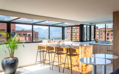 Ultra-Luxurious 3BR Penthouse with Private Rooftop Bar, Gym, and Jacuzzi in The Golden Mile of El Poblado