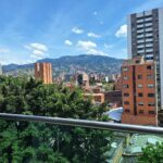 Price Drop! High-Floor 3BR Laureles Apartment Walkable To Entertainment Zones and 2nd Park